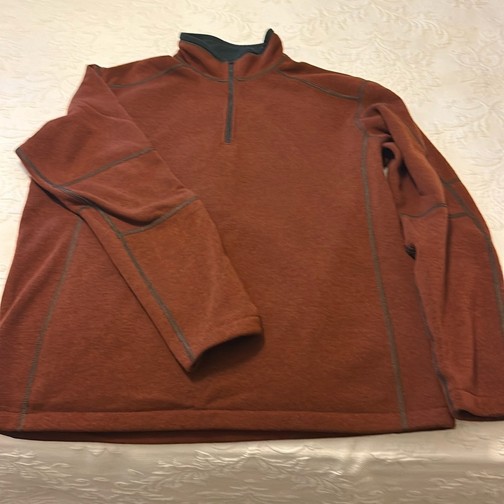 Men’s size XL Kuhl quarter zip